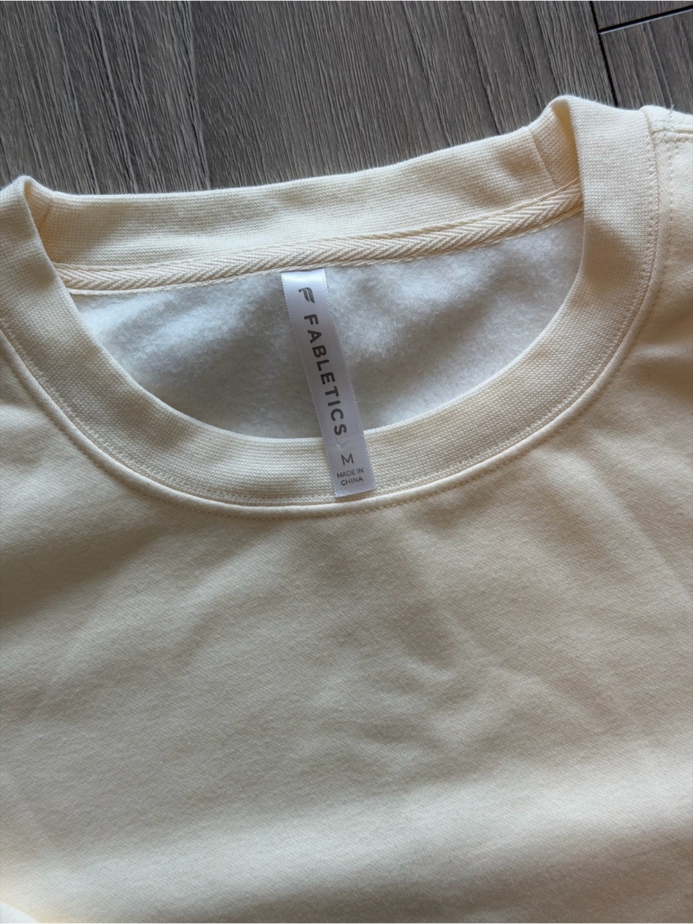 Fabletics Women's Cream Pullover Sweatshirt
